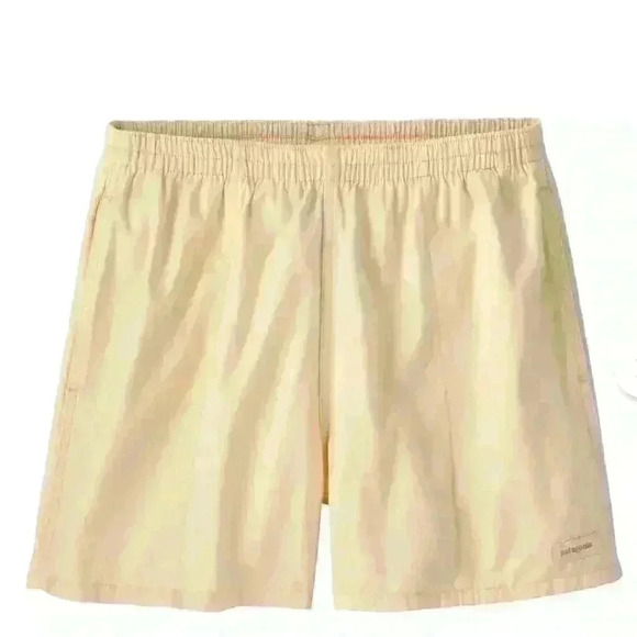 Patagonia Pants - NWT Patagonia Funhoggers Cream Drawstring Shorts. Size XL. Style# 57160.